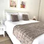 Guest House Guarujá